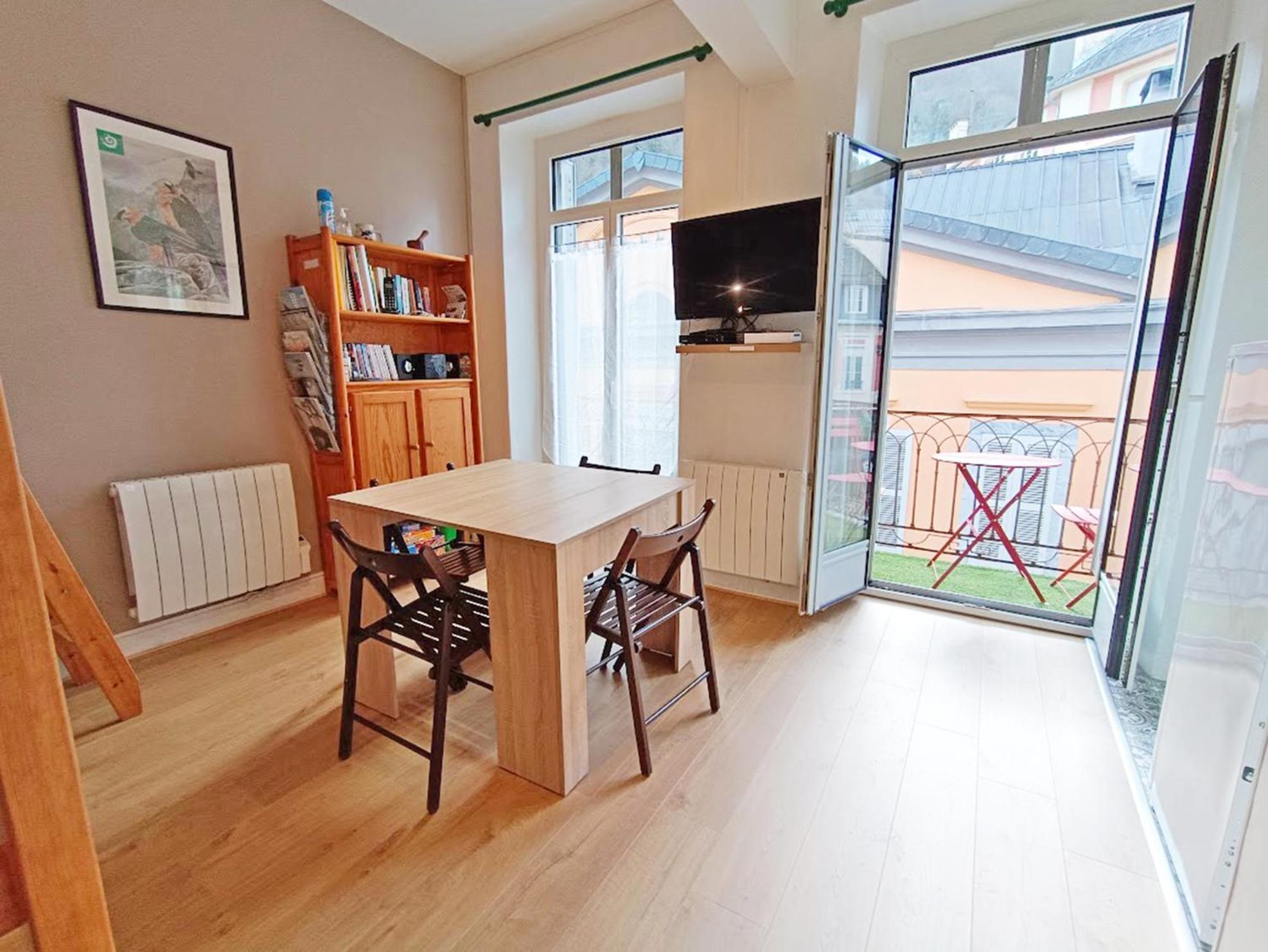 Le Gypaete, T1 Bis, Vue Montagne, Wifi, Ascenseur, Balcon, 6 Personnes Διαμέρισμα Cauterets Εξωτερικό φωτογραφία